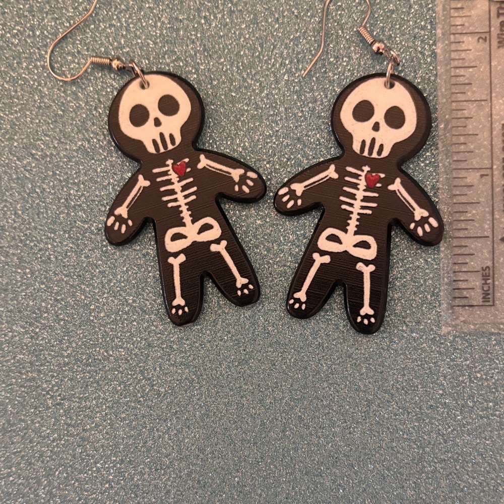 Skeleton Earrings with Heart Detail - Picture 2 of 2